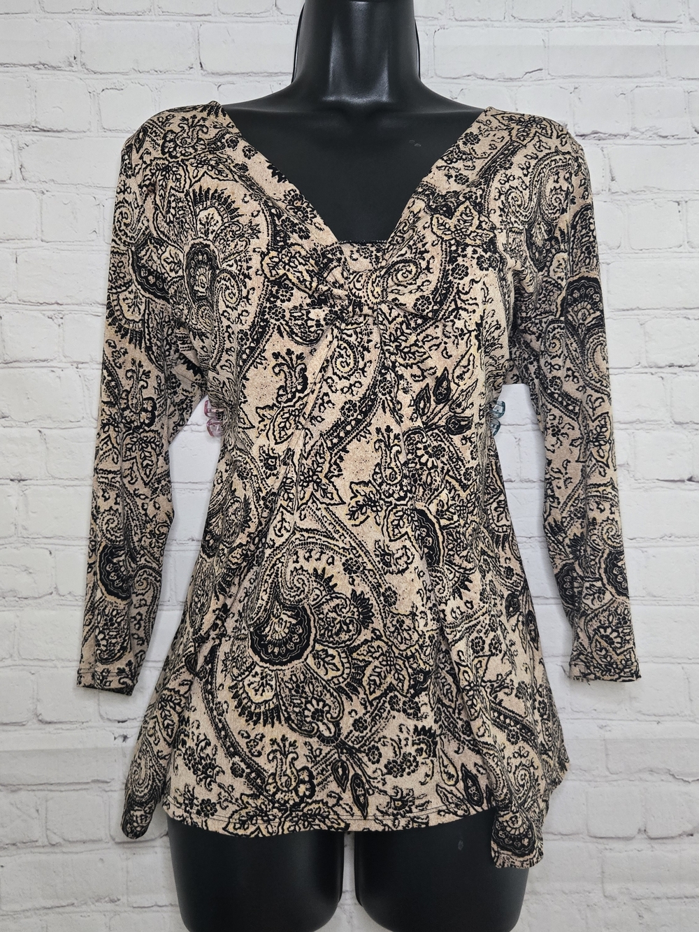 Y2k George Beige & Black Paisley V-Neck Tie Detail Top Whimsigoth